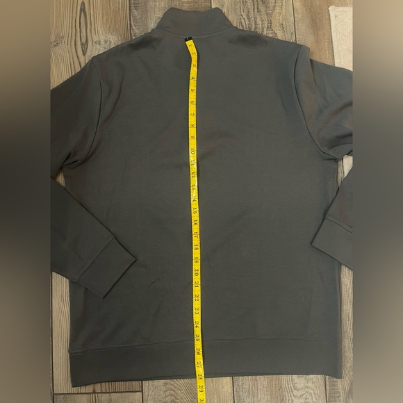 Vineyard Vines - Charcoal Gray Jersey 1/4 Zip Shep Shirt Whale Logo - Men Medium - Picture 6 of 7